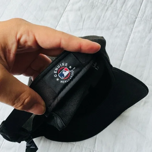 New Era LA MLB Dodges Black & White Baseball Dad Hat - Picture 6 of 8